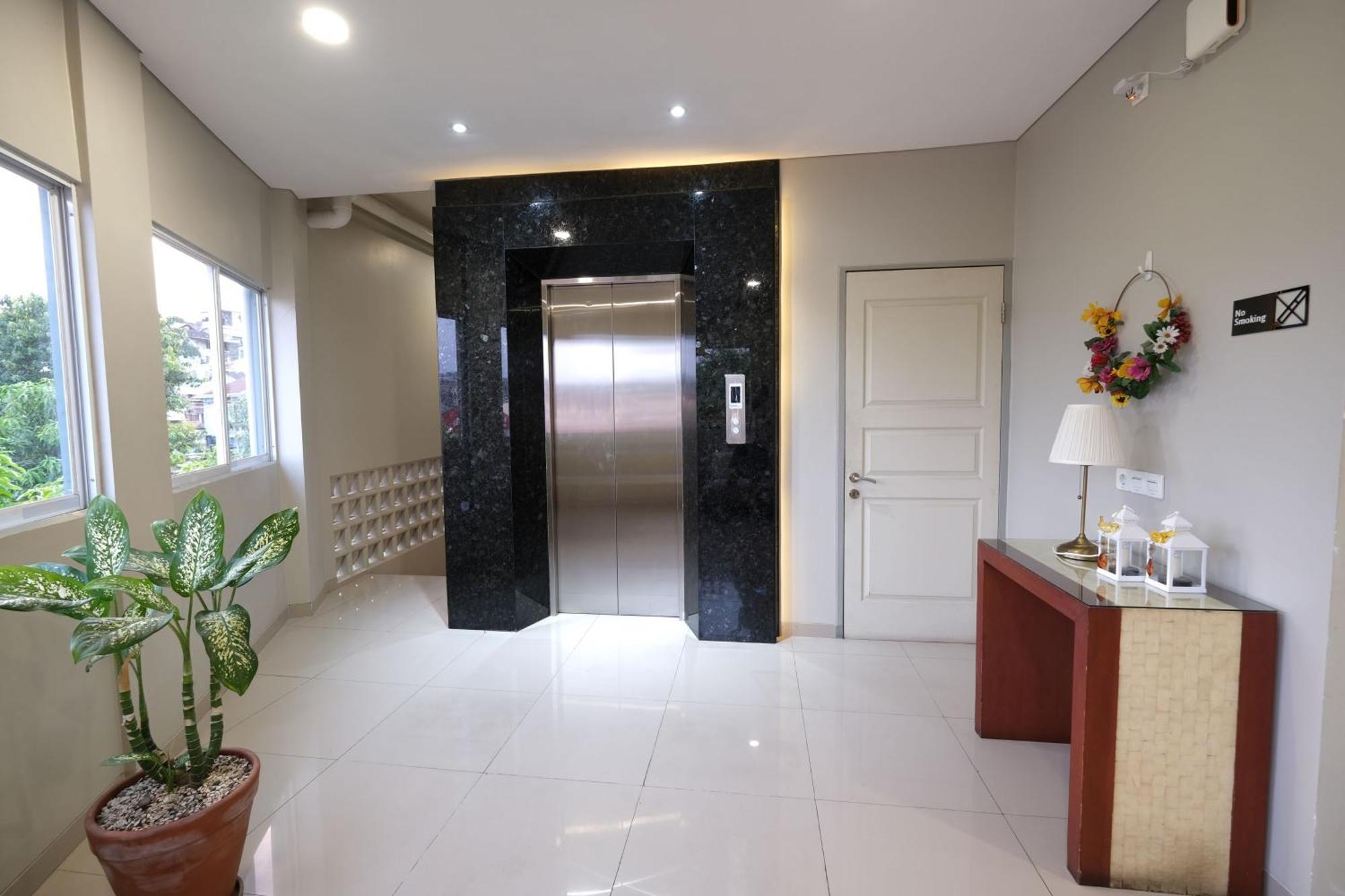 S101 Hotels سيمارانغ المظهر الخارجي الصورة